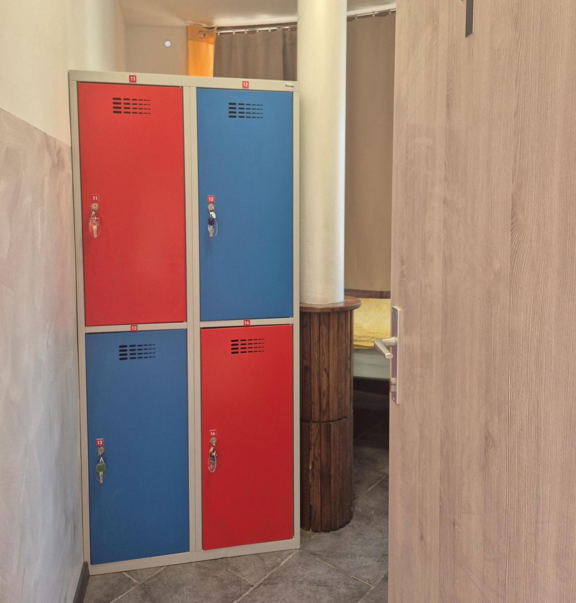 Bled Lesce Station Rooms And Beds Ngoại thất bức ảnh