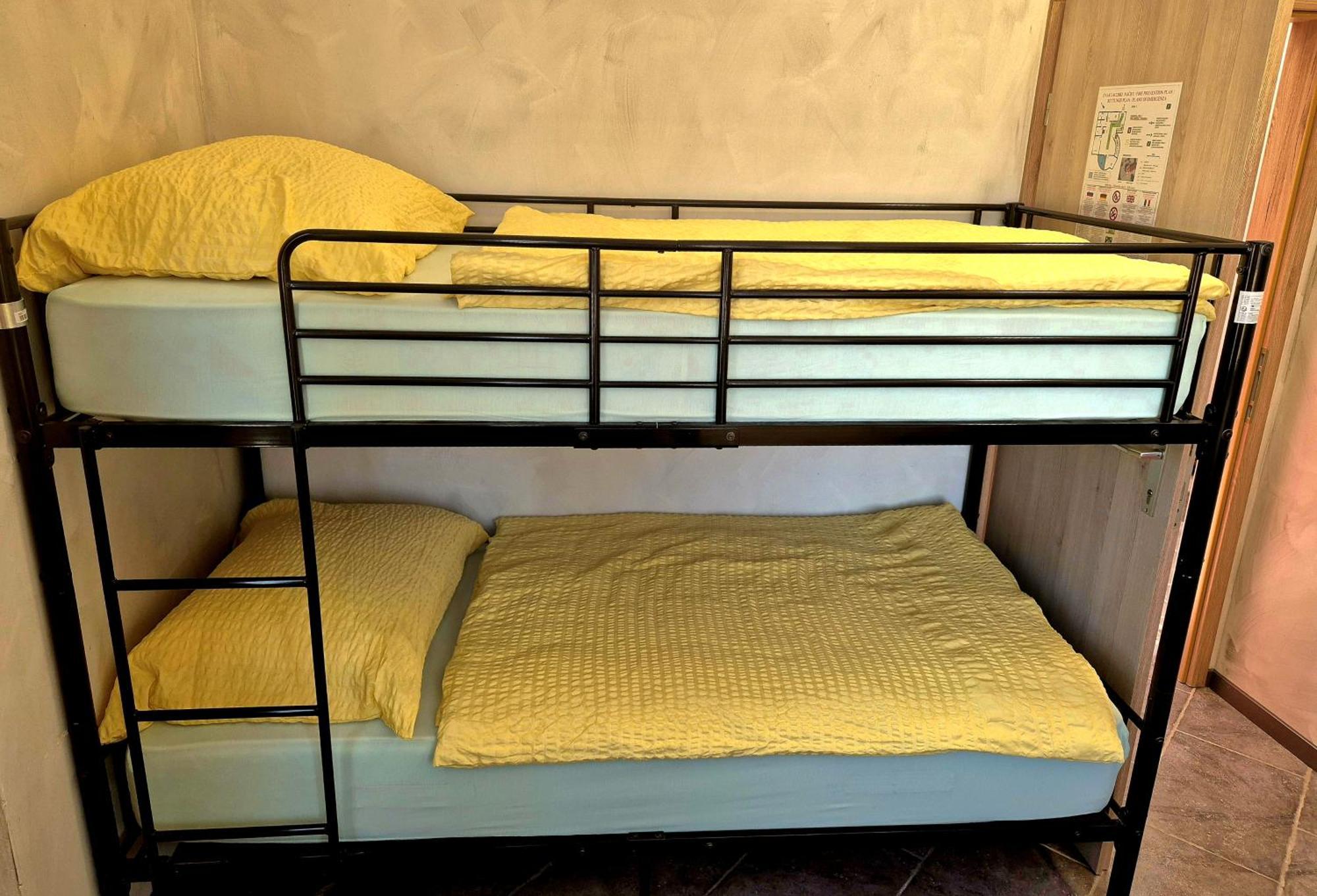Bled Lesce Station Rooms And Beds Ngoại thất bức ảnh