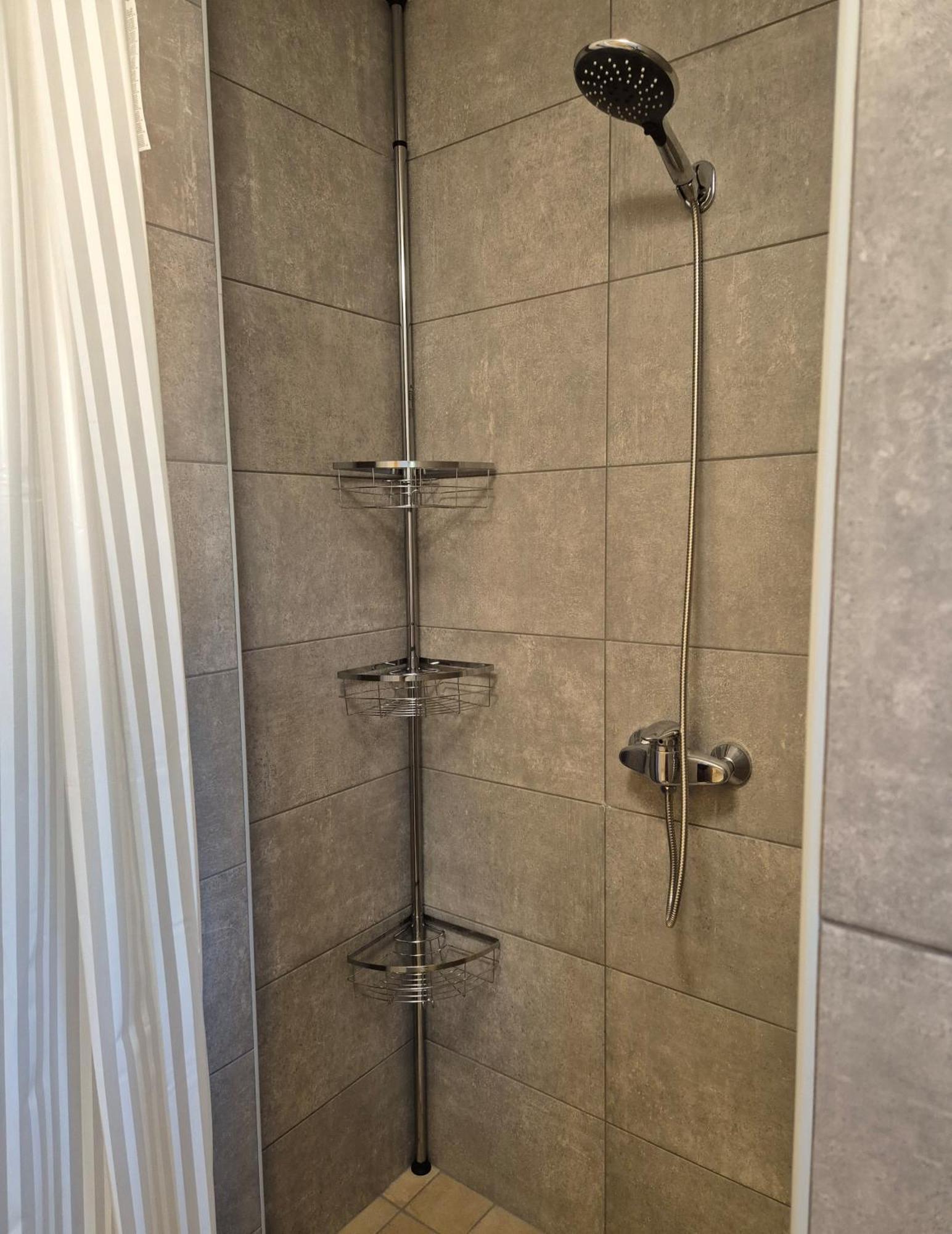 Bled Lesce Station Rooms And Beds Ngoại thất bức ảnh